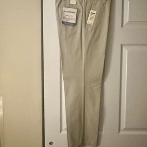 Men's Khaki Dockers